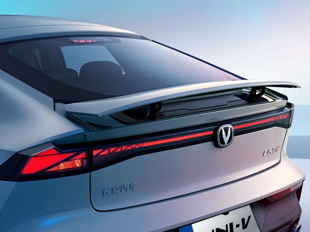 Changan UNI-V