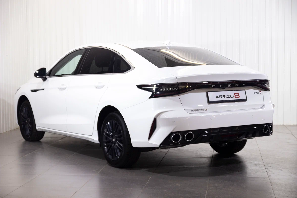Chery Arrizo 8
