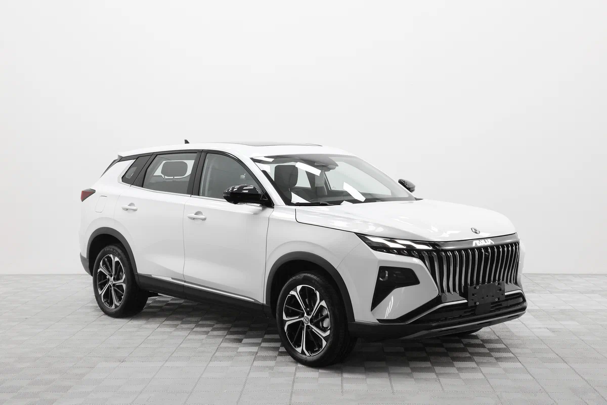 Dongfeng Huge
