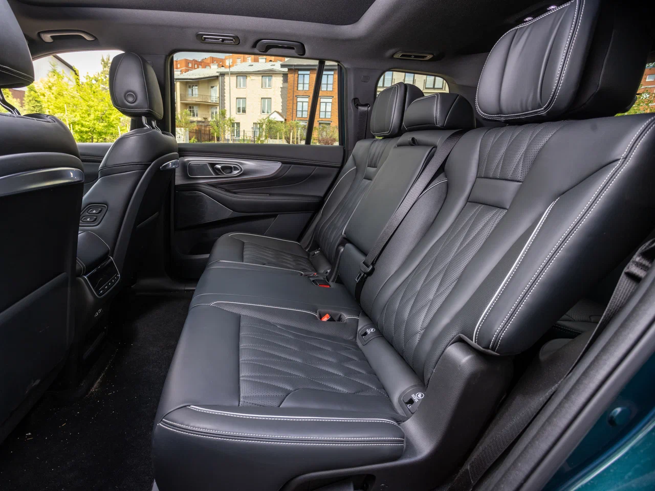 GAC GS8 Traveller