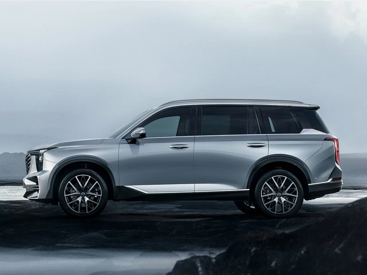 GAC GS8 Traveller