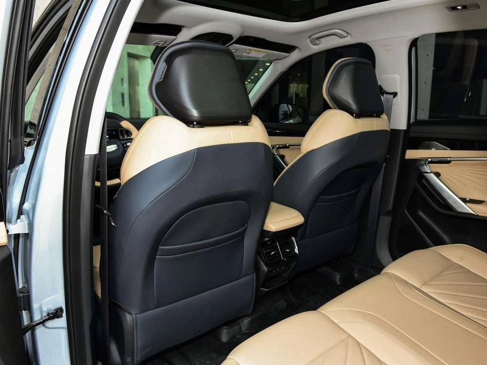 Geely Atlas New