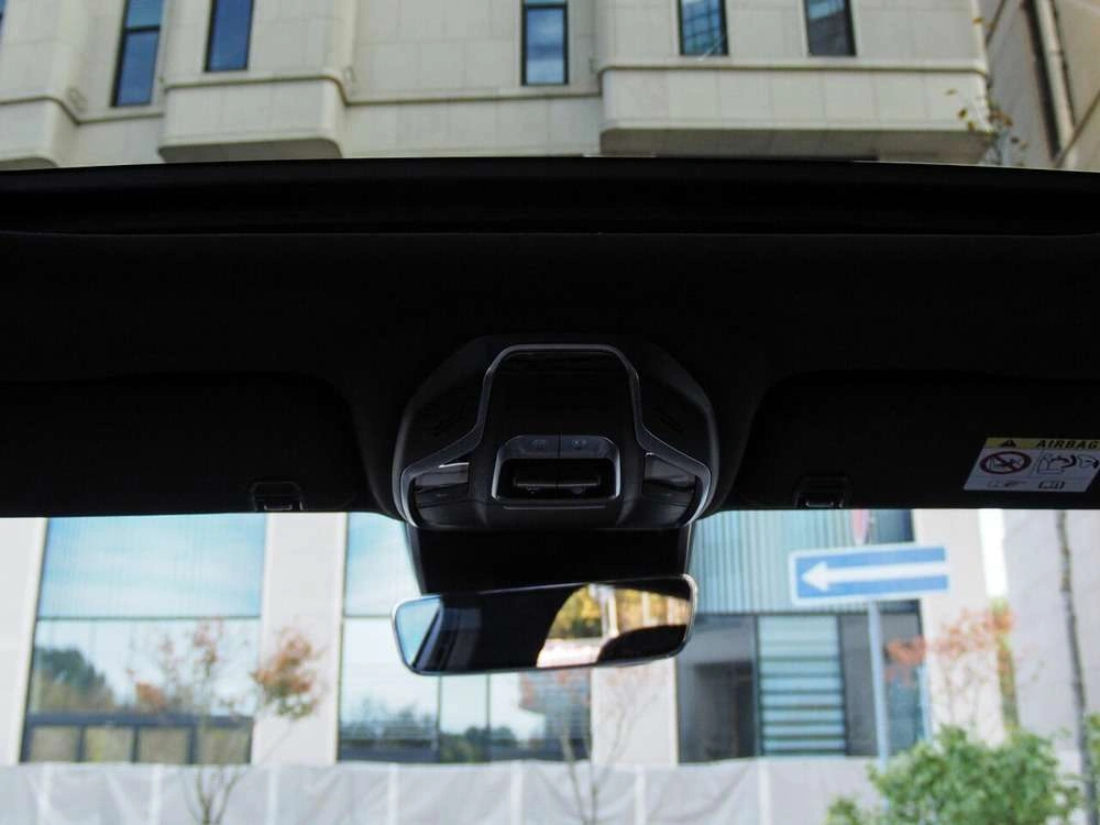 Geely Tugella