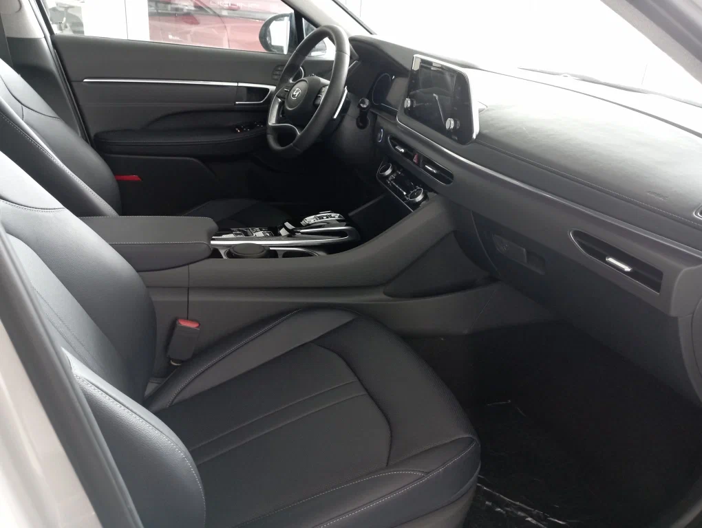 Hyundai Sonata Седан