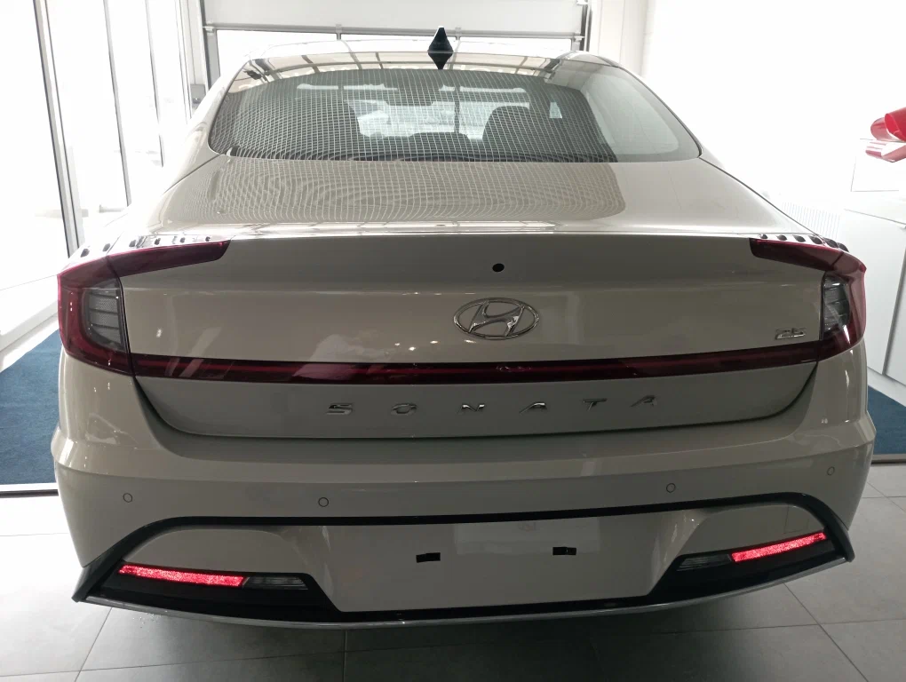 Hyundai Sonata Седан