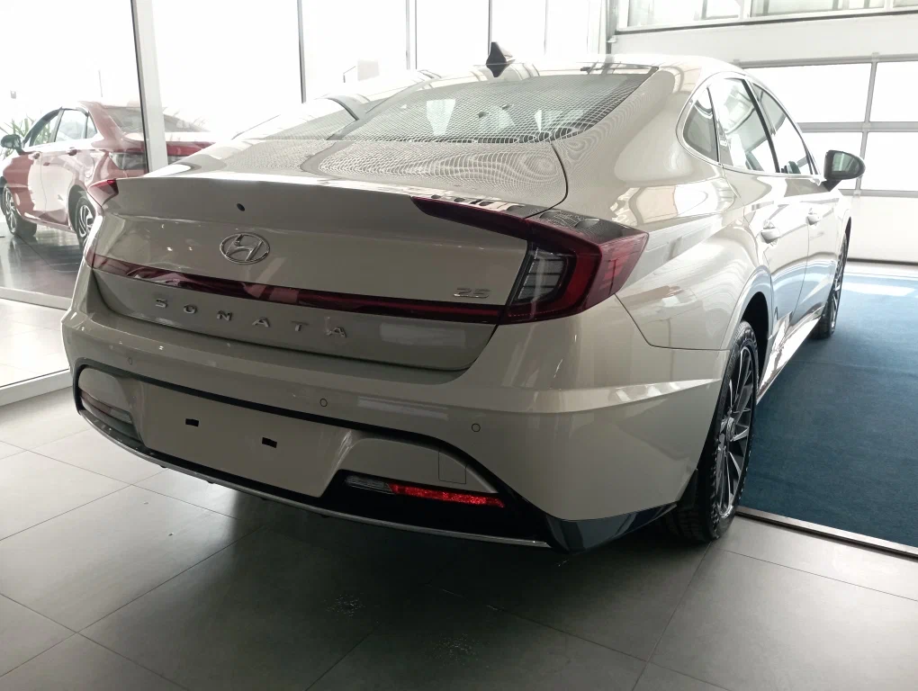 Hyundai Sonata Седан