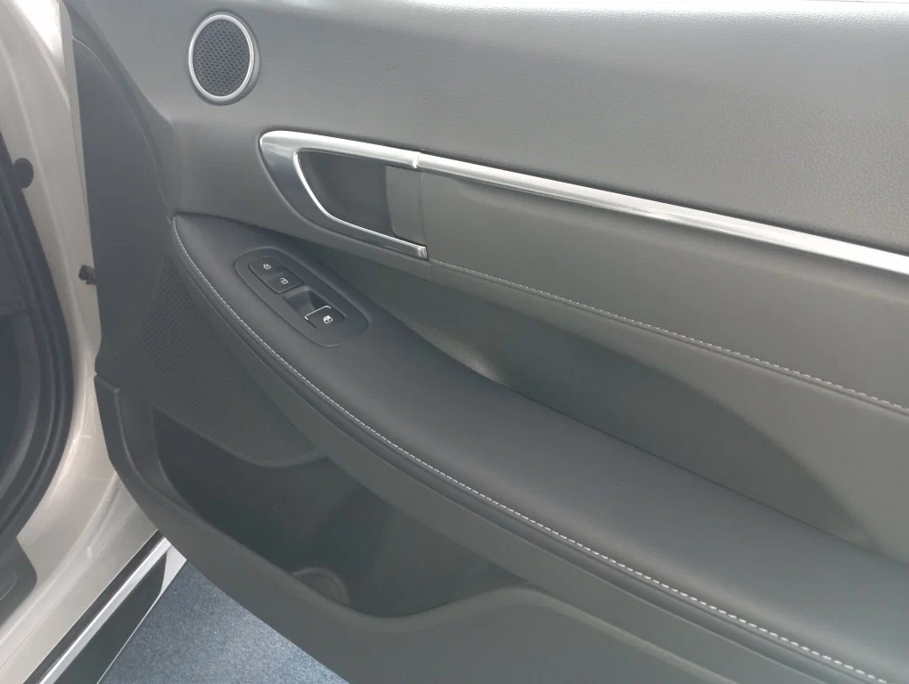 Hyundai Sonata Седан