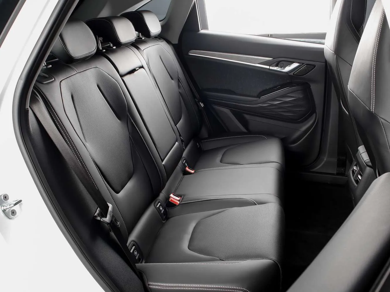 Jac JS6