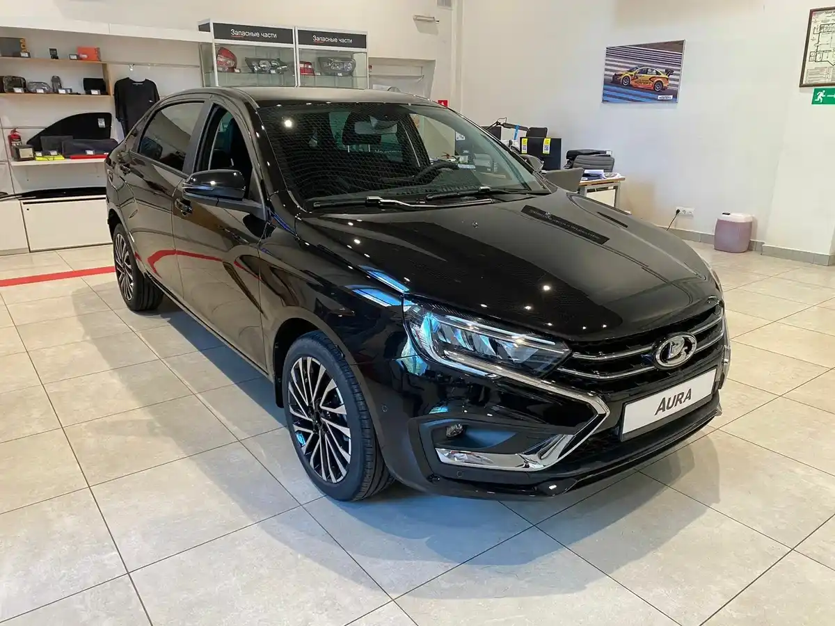 Lada Aura