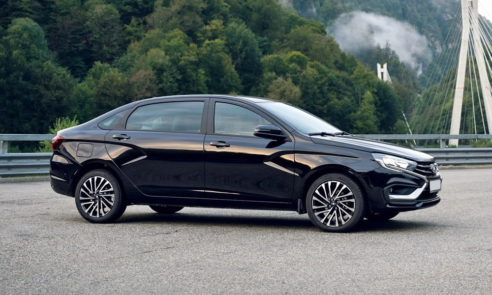 Lada Aura
