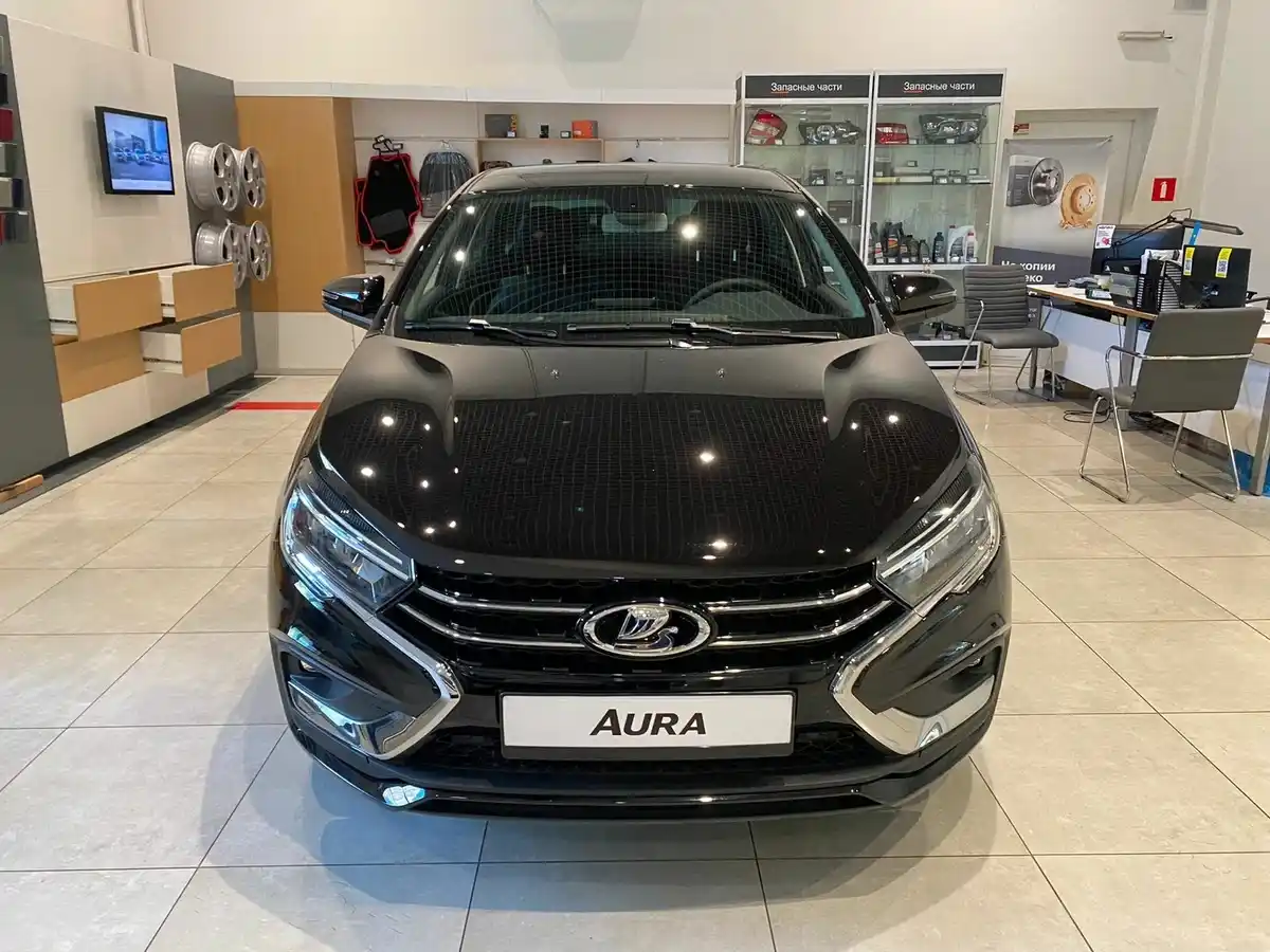 Lada Aura