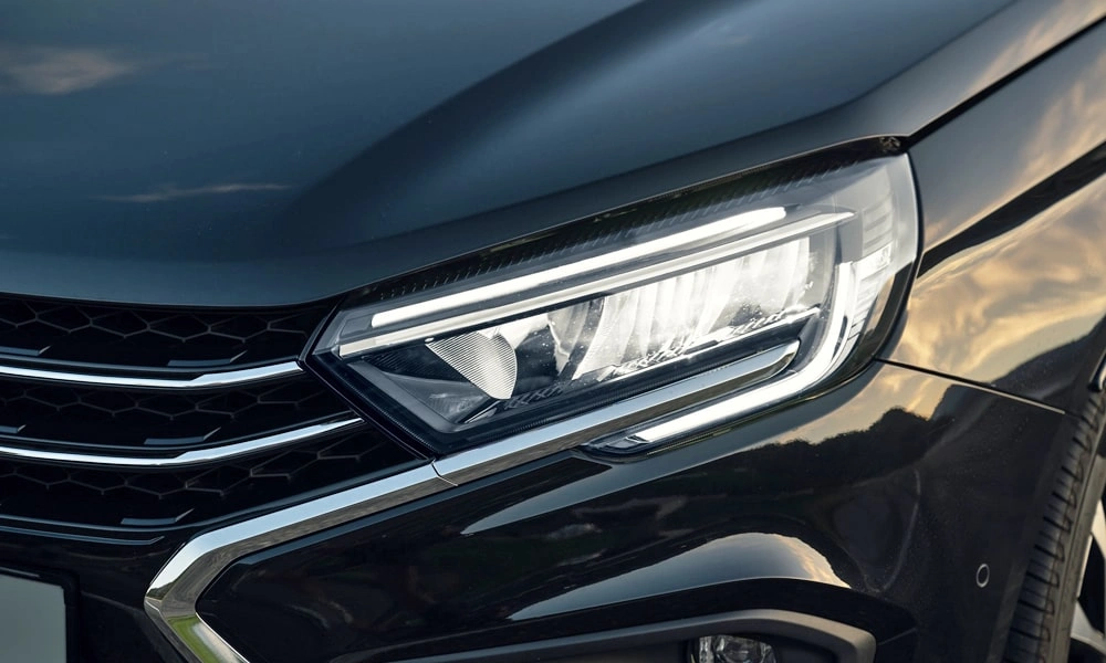 Lada Aura