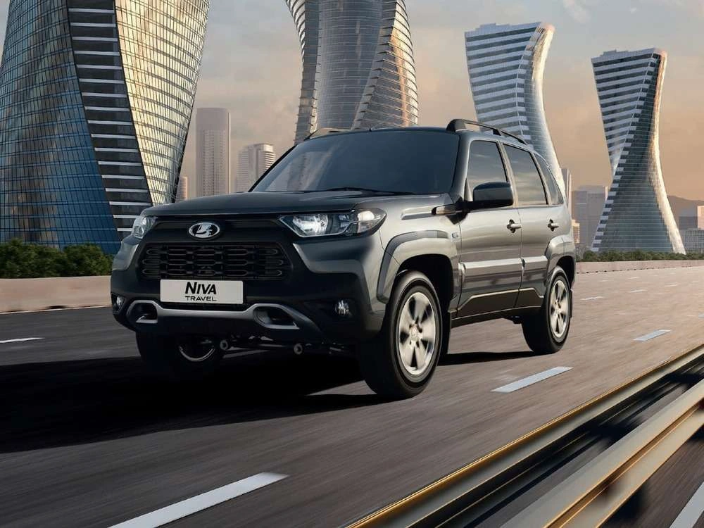Lada Niva Travel