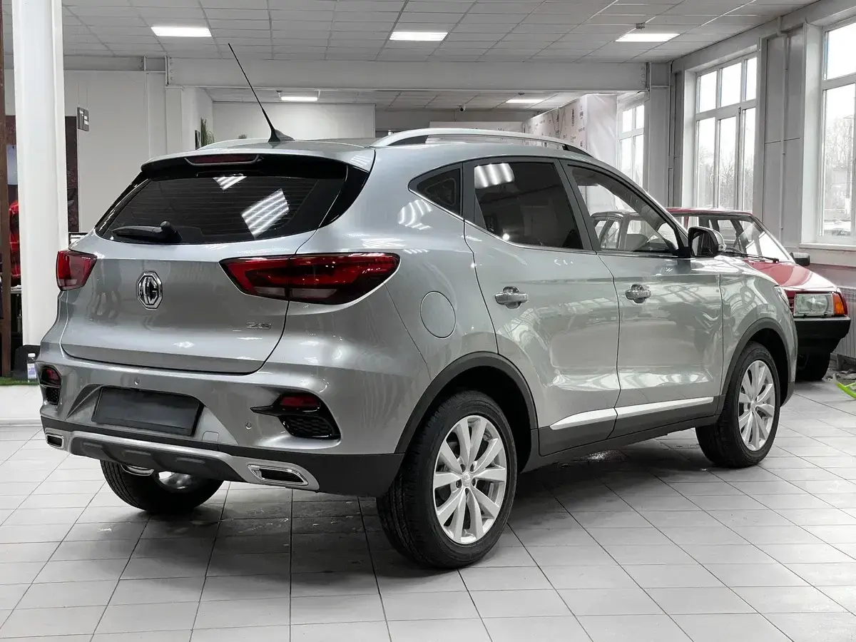 MG ZS