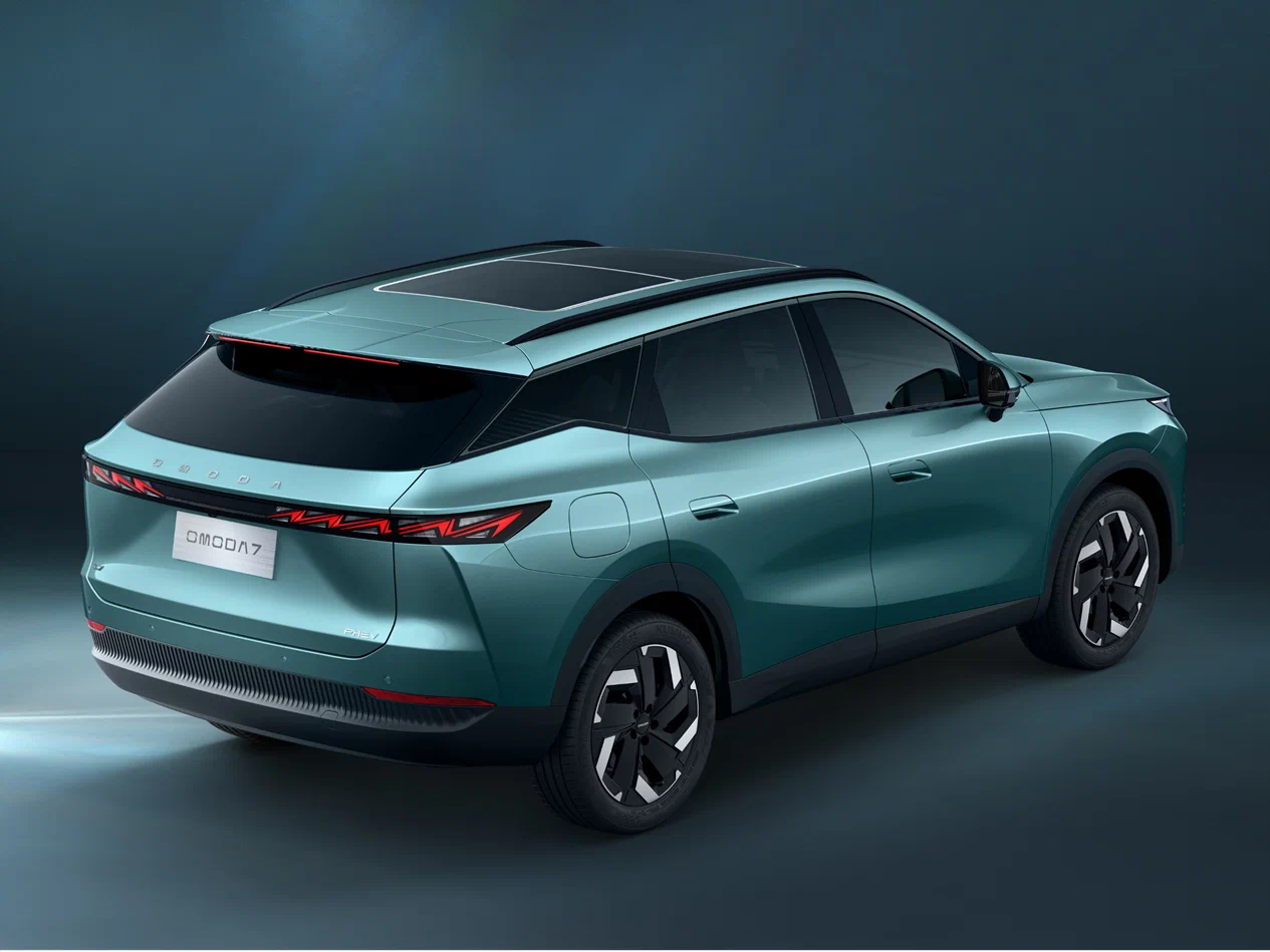 Omoda C7