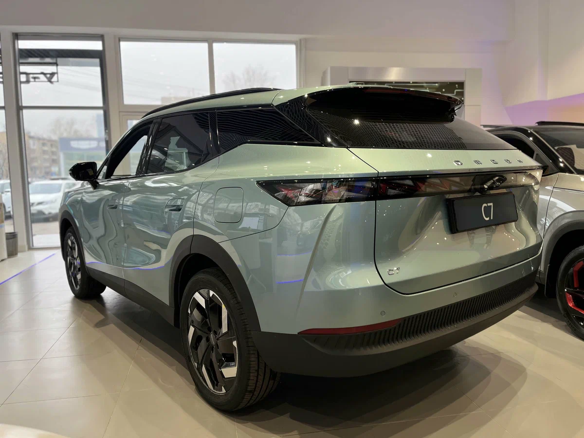 Omoda C7