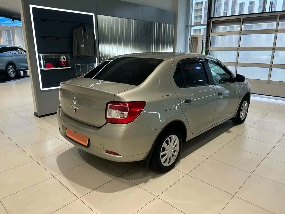 Renault Logan