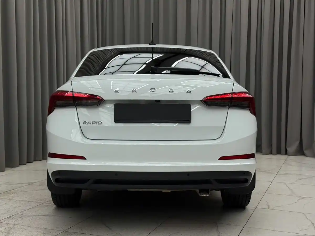 Skoda Rapid