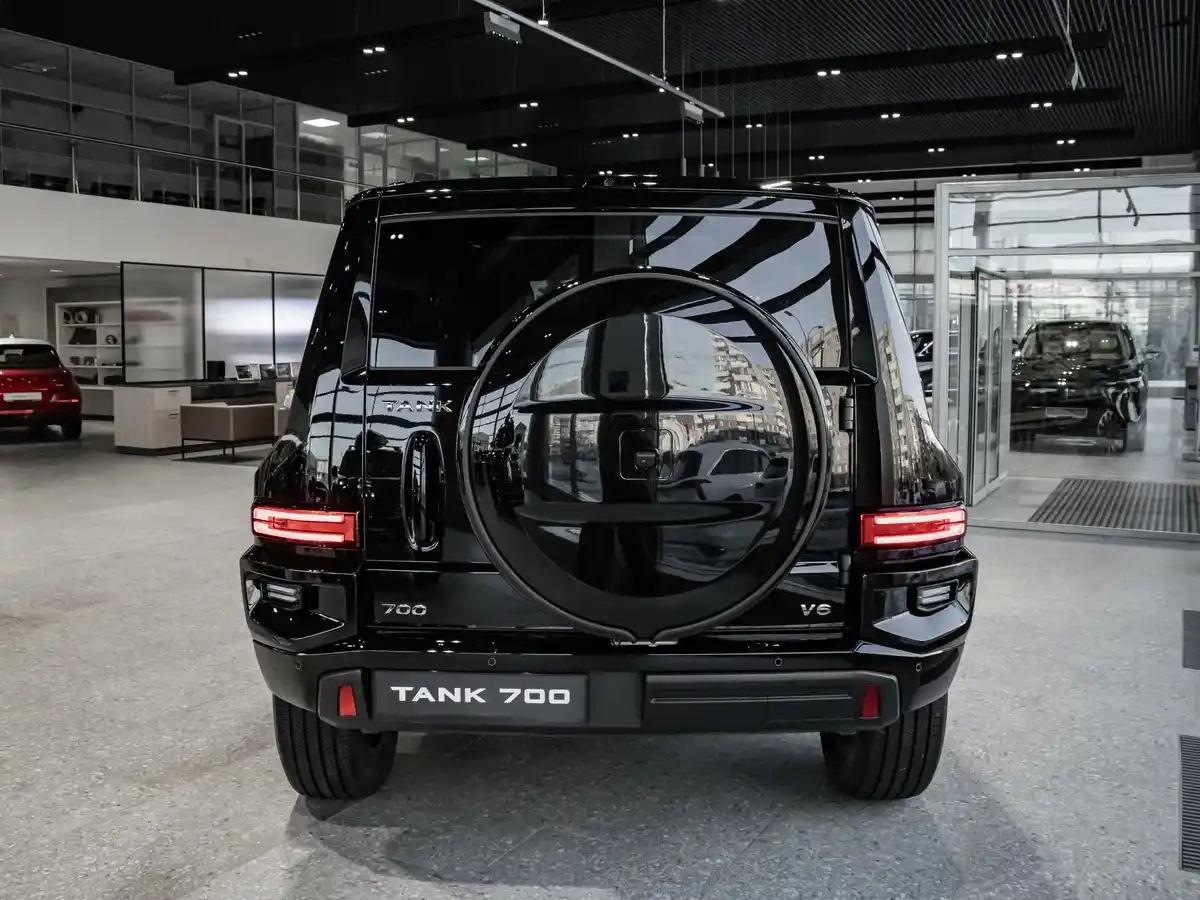 Tank 700