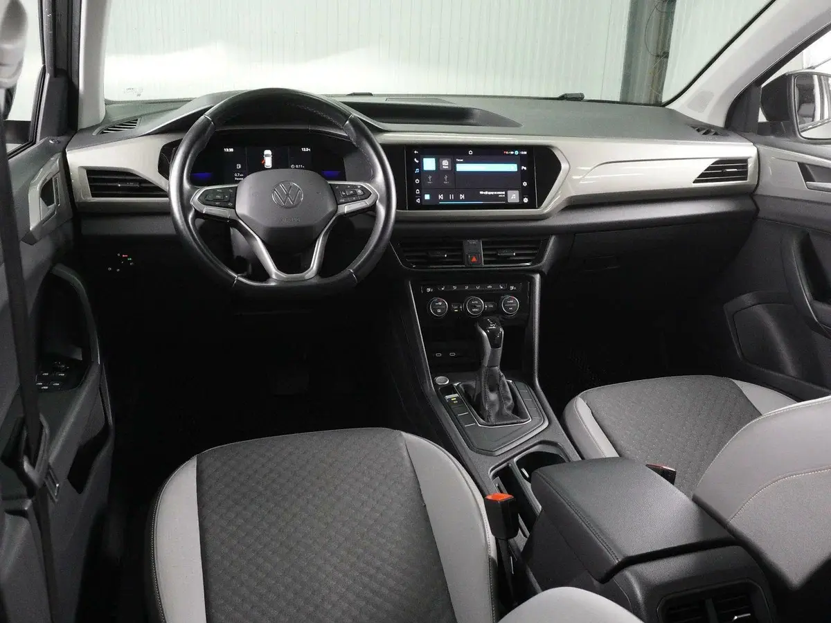 Volkswagen Taos