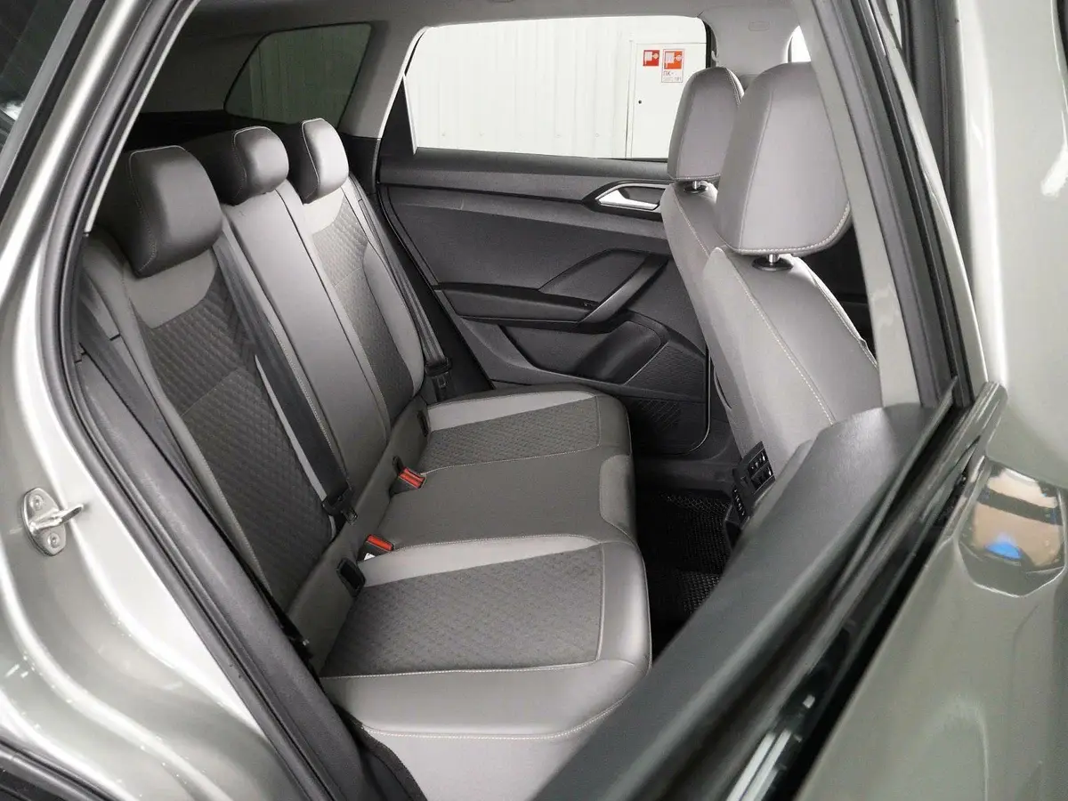 Volkswagen Taos