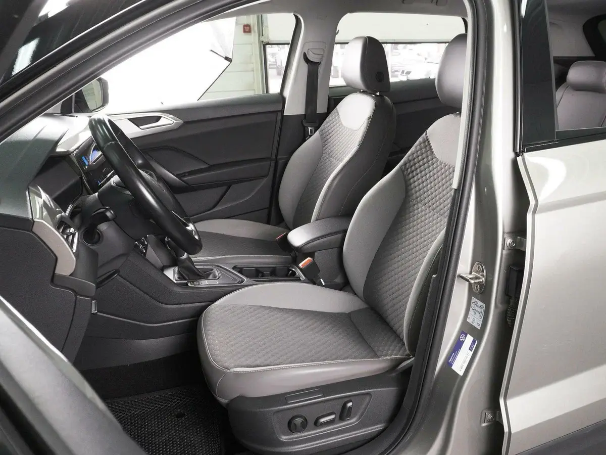 Volkswagen Taos