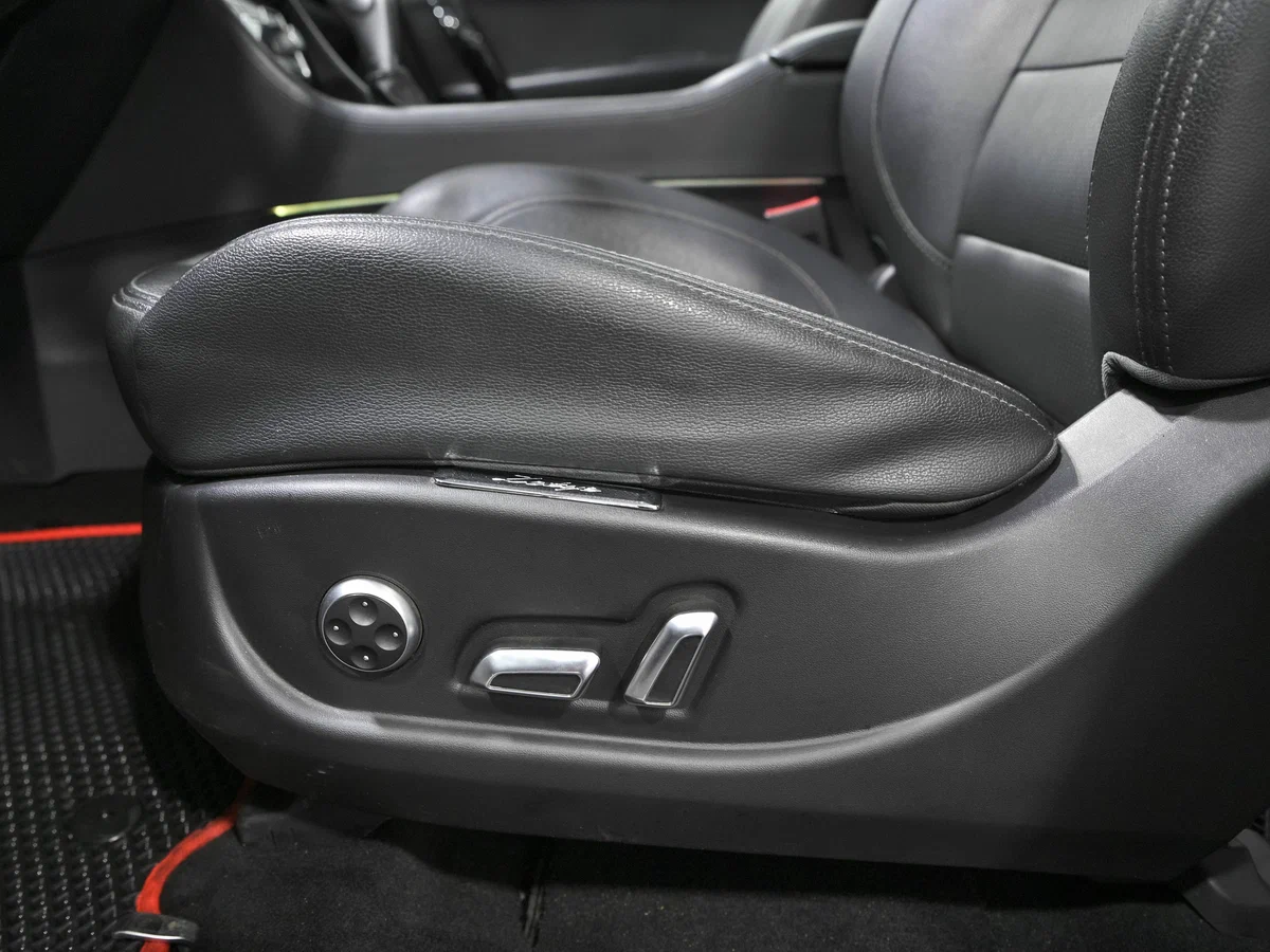 Zotye Coupa